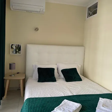 Lägenhet T2 With Pool, 300m From The