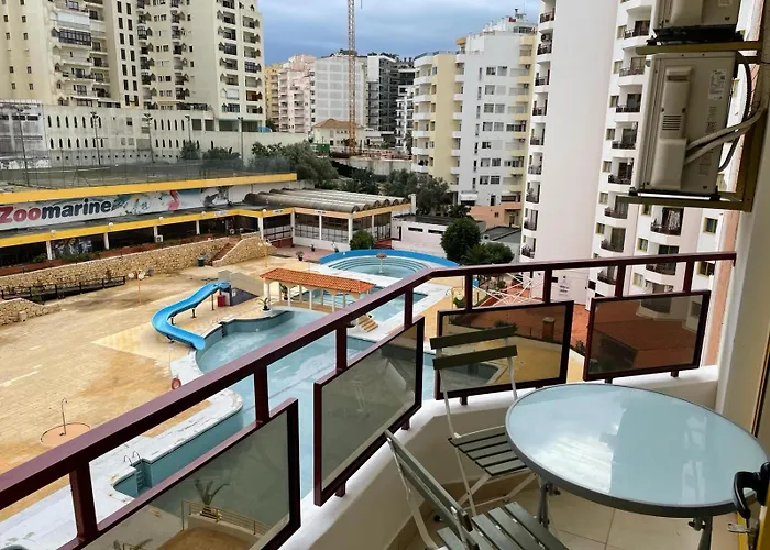 T2 With Pool, 300m From The Apartment *