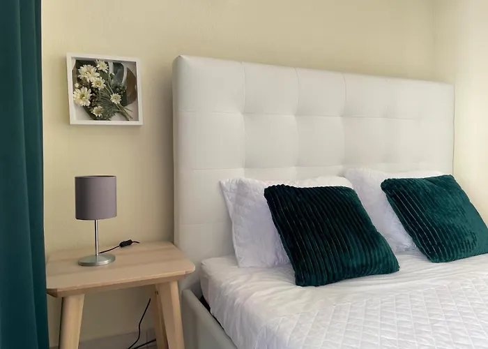 T2 With Pool, 300m From The *