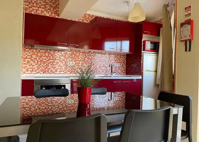 T2 With Pool, 300m From The *