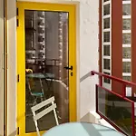 T2 With Pool, 300m From The Portimão