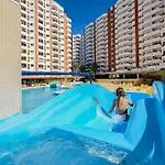 T2 With Pool, 300m From The Apartment Portimao