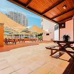 Apartamento T2 With Pool, 300m From The *
