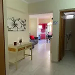 T2 With Pool, 300m From The Apartment Portimao