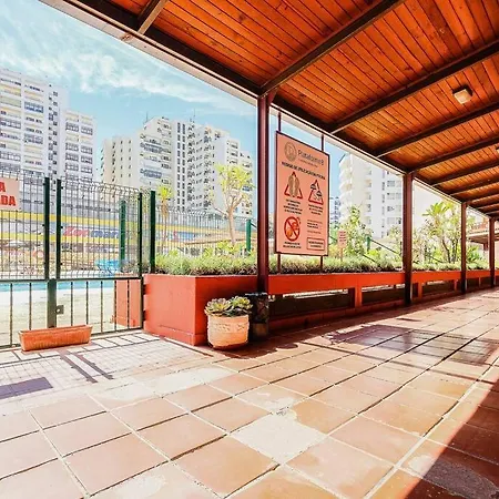 T2 With Pool, 300m From The * Portimão