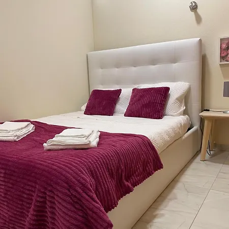 T2 With Pool, 300m From The Apartamento *