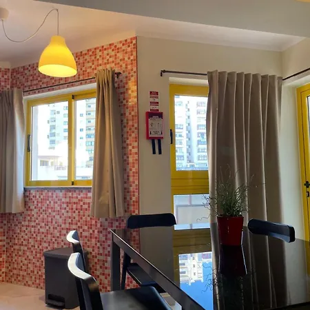 T2 With Pool, 300m From The Apartment *