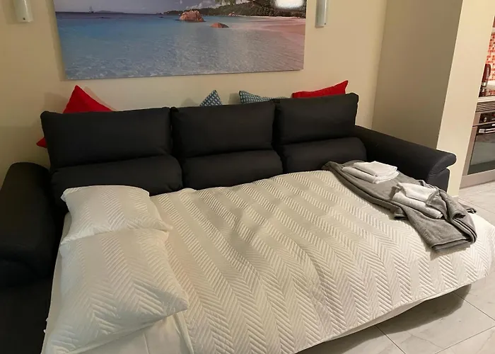 T2 With Pool, 300m From The Portimão