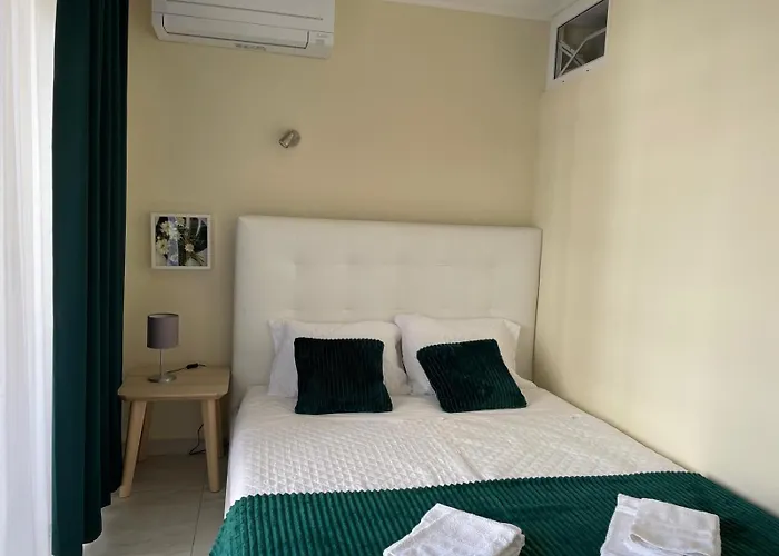 Apartamento T2 With Pool, 300m From The